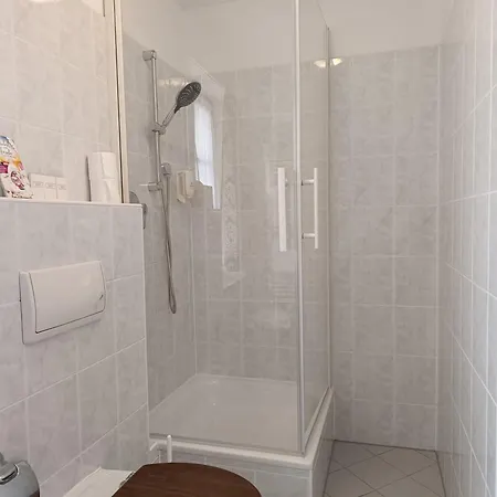 Antonappartements 3* 德累斯顿